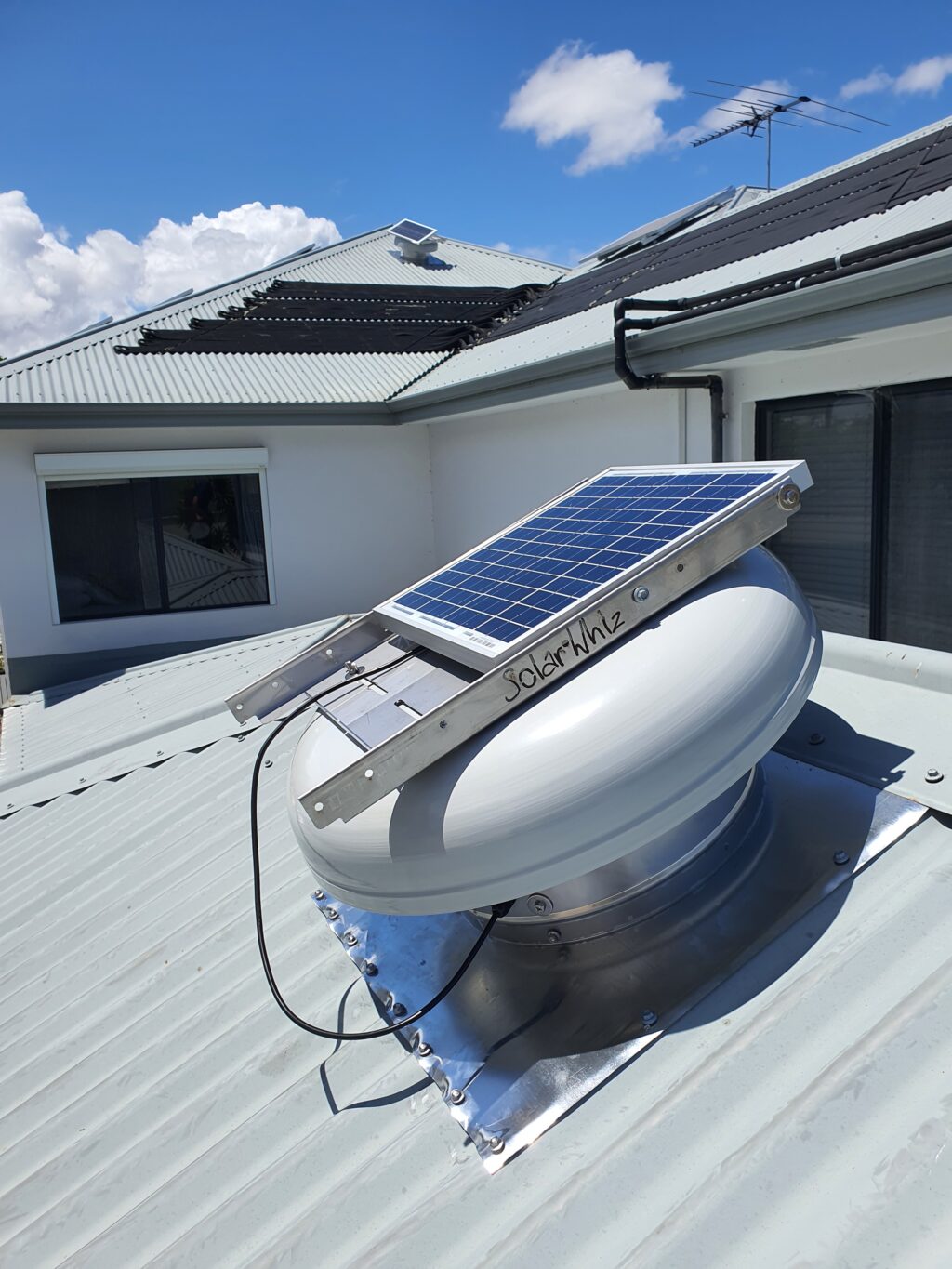 solar fans on roof